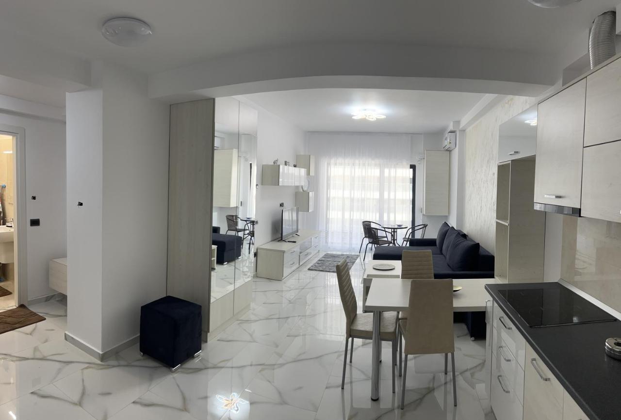 Apartment Casa Del Mar 2 *